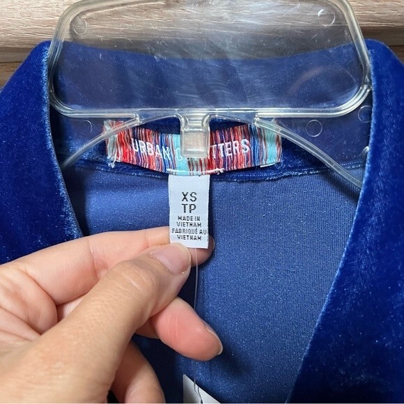 Urban Outfitters Uo Nellie Ruched Velvet Shirt Dress in Blue XS NWT - Picture 9 of 13